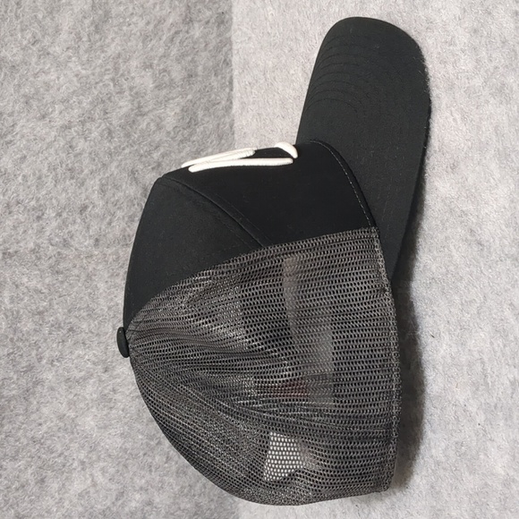 MAMMOTH MOUNTAIN Logo Snap  Hat Black on Black Adjustable - Picture 2 of 7